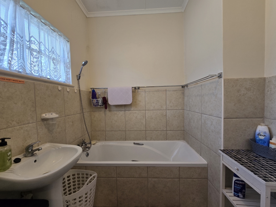 To Let 3 Bedroom Property for Rent in Port Alfred Eastern Cape